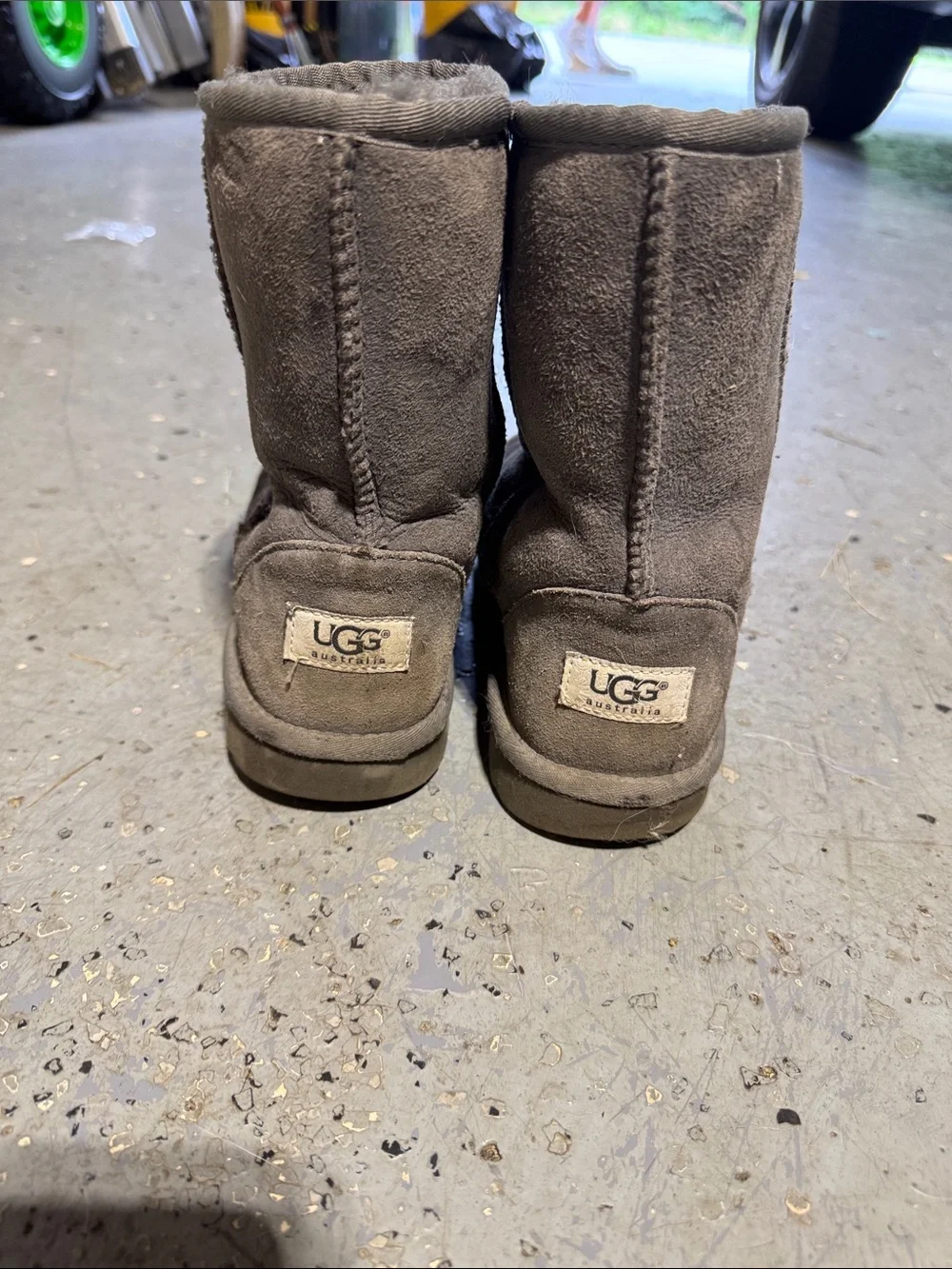 UGG Kids Chestnut Shearling-Lined Booties